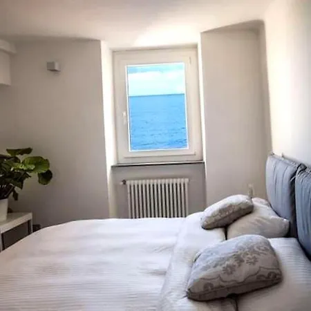 Relax House *